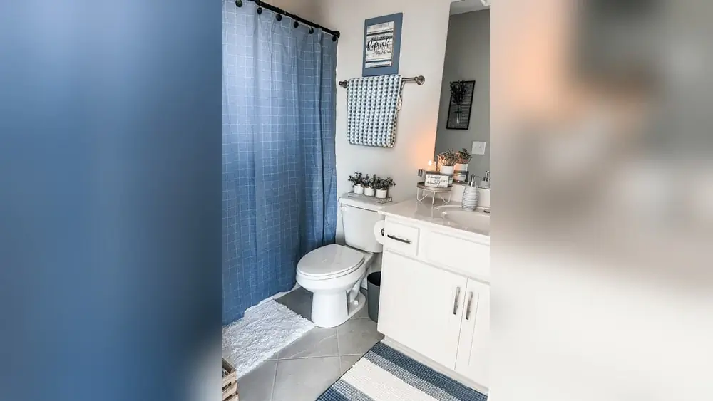 How to Decorate a Bathroom