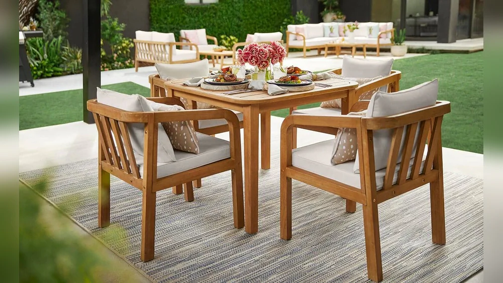 What Patio Furniture is Best for Outdoors