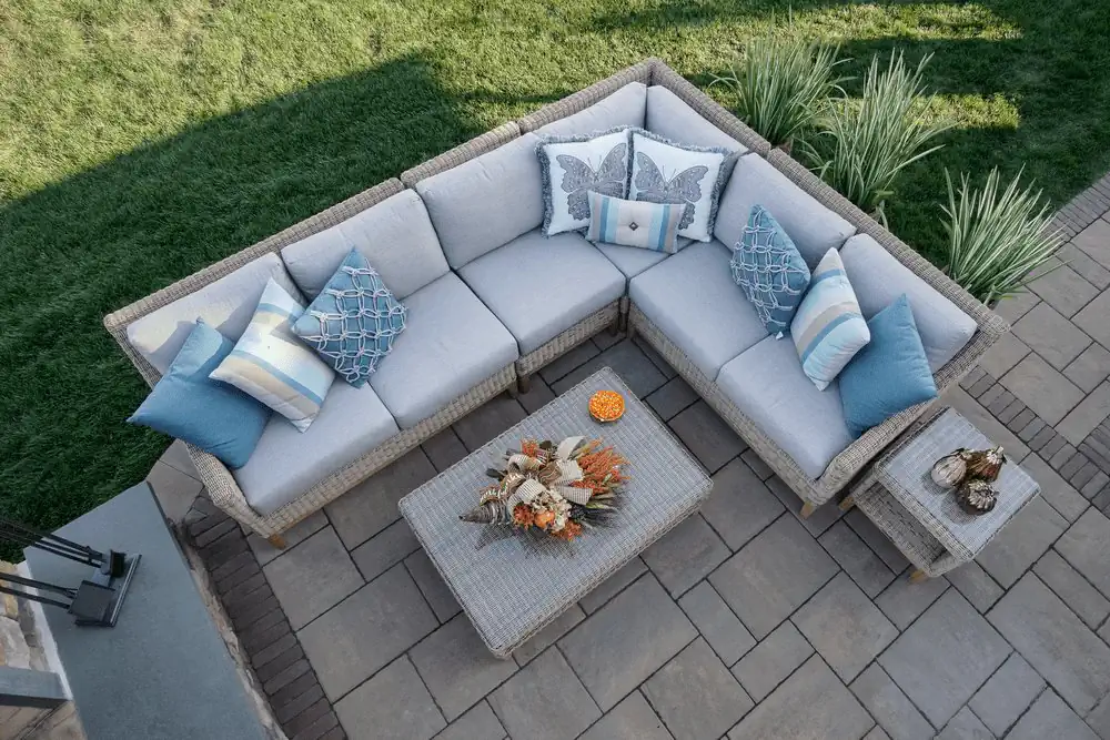 Best Color for Outdoor Furniture Cushions
